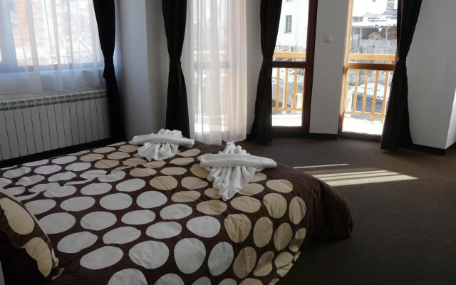 Yuliya Guest House