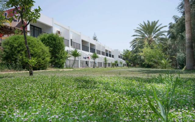 Kkaras Hotel