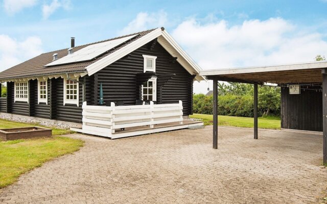 Alluring Holiday Home in Glesborg near Sea