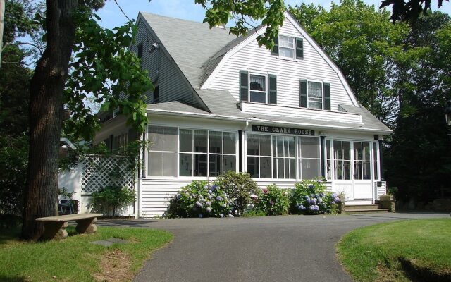 Clark House at the Twin Oaks Inn