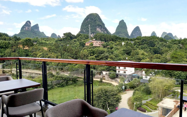 The Bamboo Leaf Yangshuo
