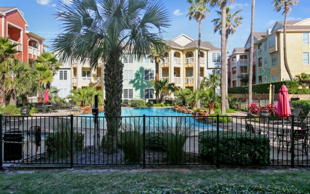 Dawn 915-glamorous in Galveston
