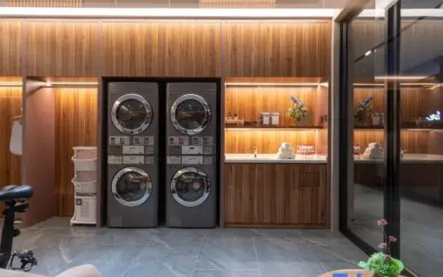 Homeinn Plus Hotel (Tai'an Beishanggao Street Wuyue Plaza)