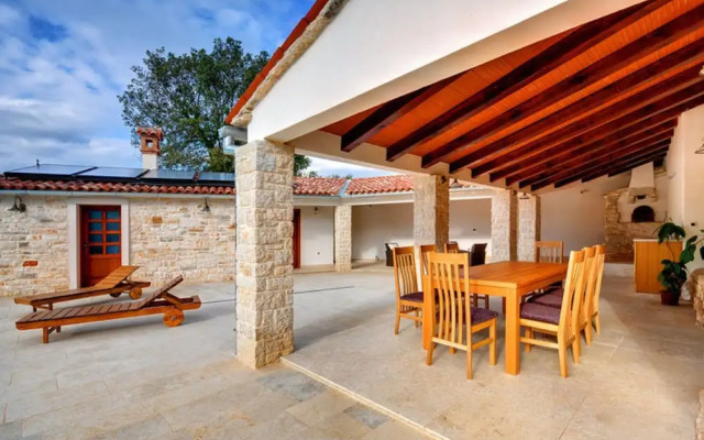 Holiday Home in Golas With Private Pool