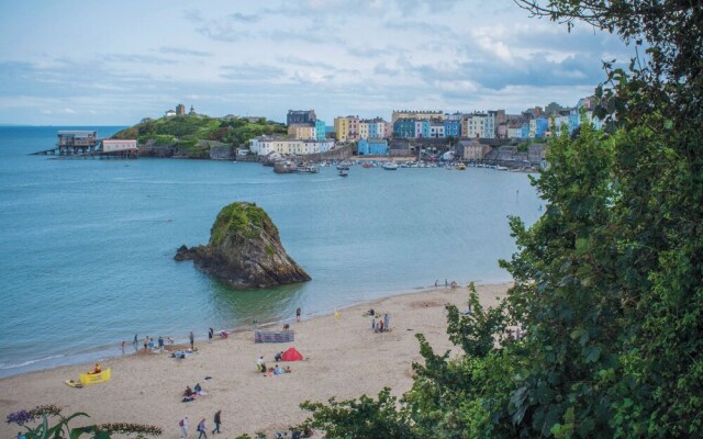 No. 6 Croft House - 1 Bedroom Apartment - Tenby