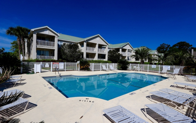 Windward Point Condominiums