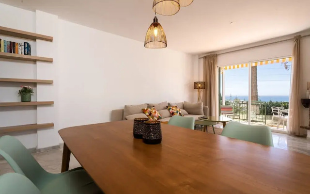 Apartment in Mijas Costa Near Beaches