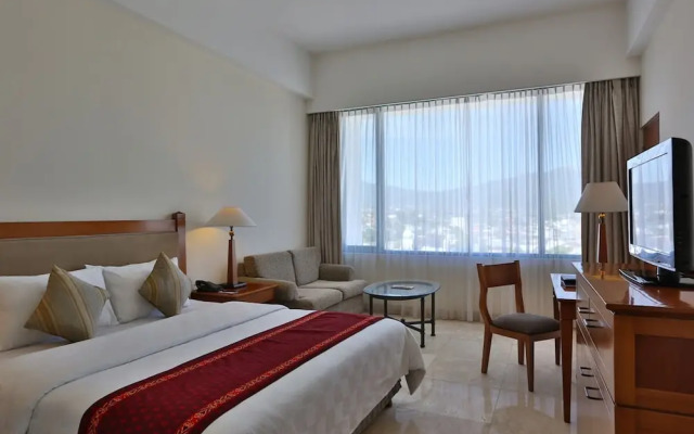 Ritzy Hotel Manado