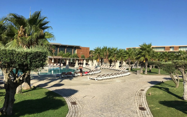 Salgados Vila das Lagoas