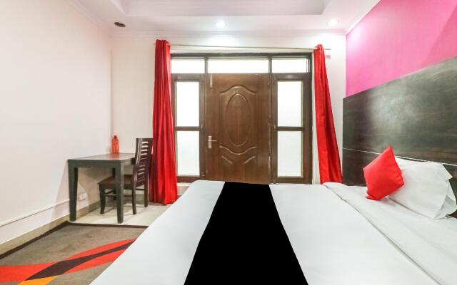 Capital O 71276 Hotel Bms