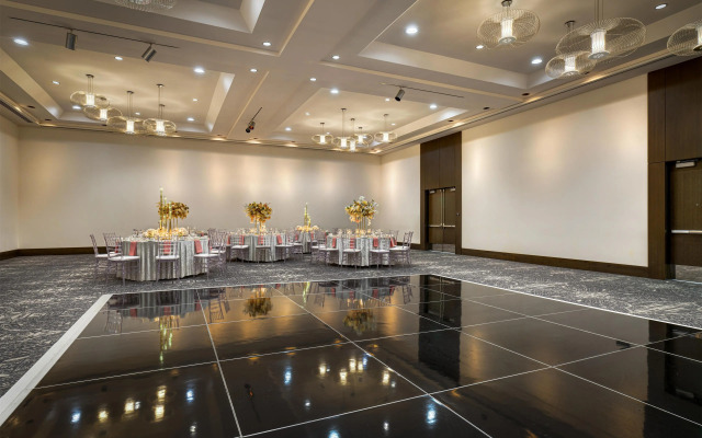 The Royal Sonesta Minneapolis Downtown