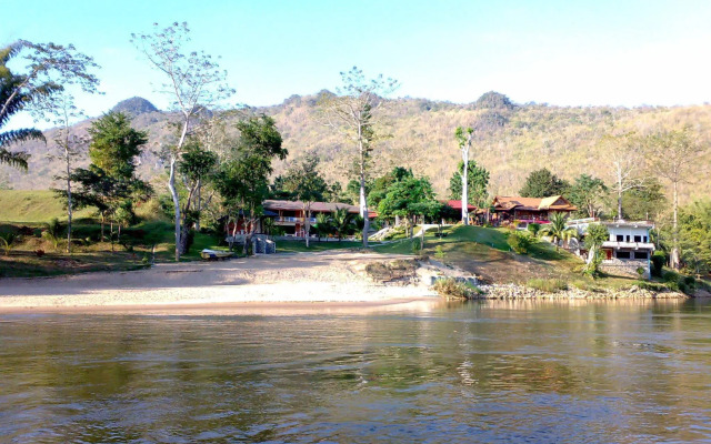 Pechmaneekan Beach Resort