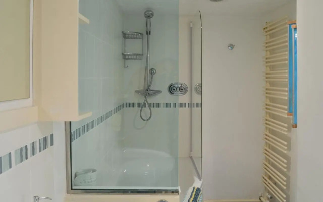 Moderno-UK12748