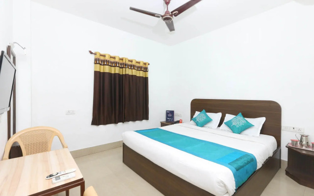 OYO Flagship 1246 Raaj Residency