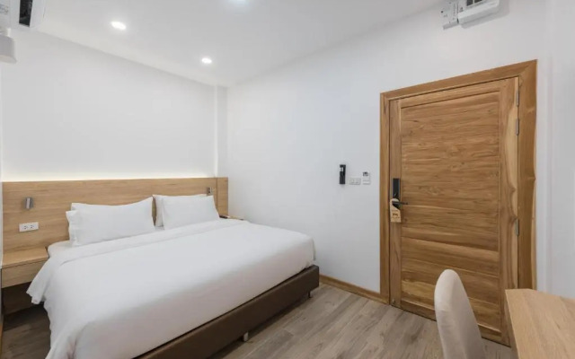 Chiangkhan River Walk Hotel