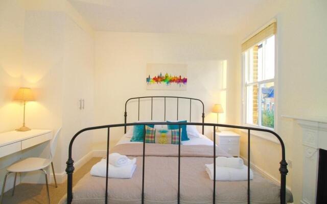 Noa Residence