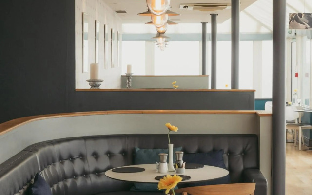 The Land's End Hotel