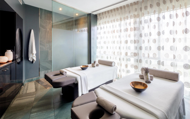 Radisson Blu Hotel, London Canary Wharf East