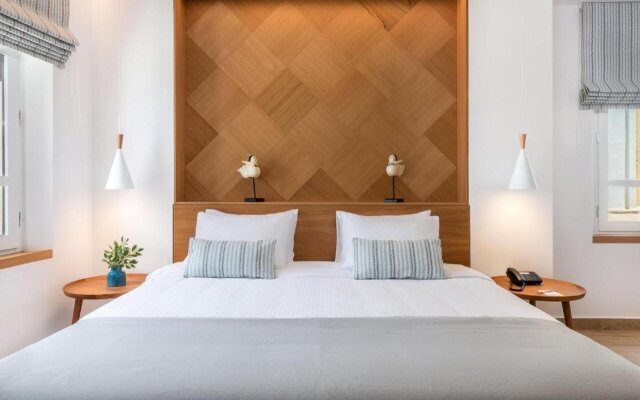 Avra Apartments Venetian Harbour
