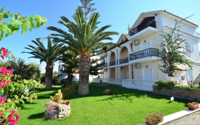 Panorama Studios and Apartments