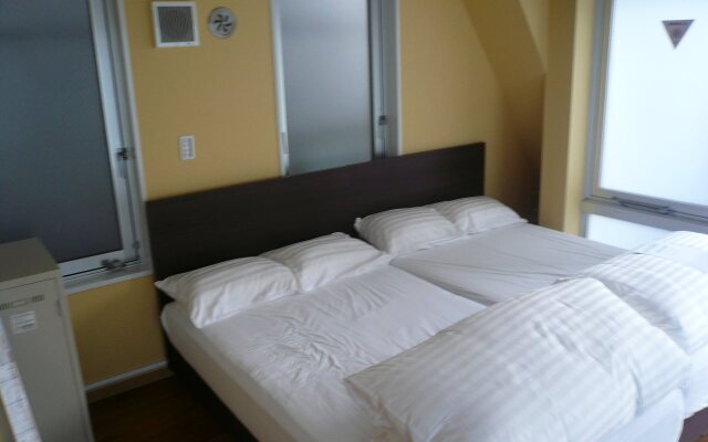 Bed & Breakfast RENGA – Hostel