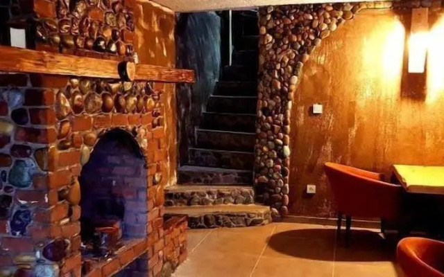 Livadi Hotel