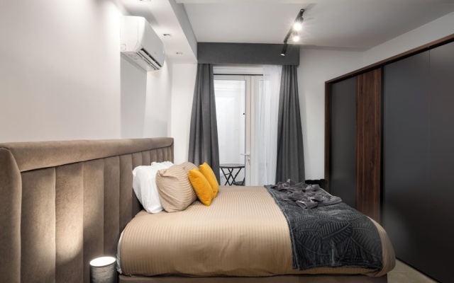 Modern 1BD Maisonette & Private BackYard