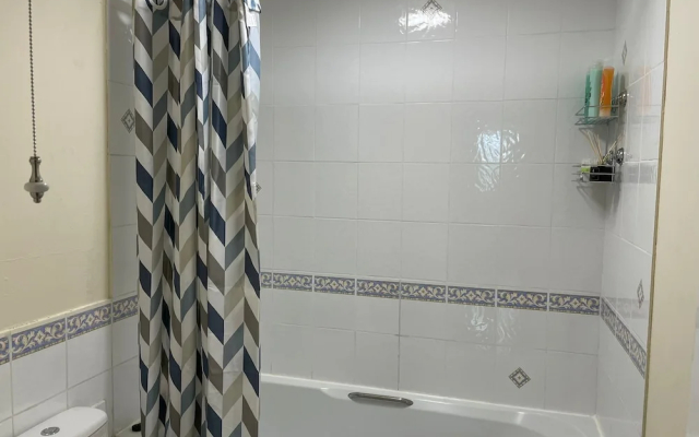 Cozy 1Br Flat Near Uel Campus Beckton/dlr/parking