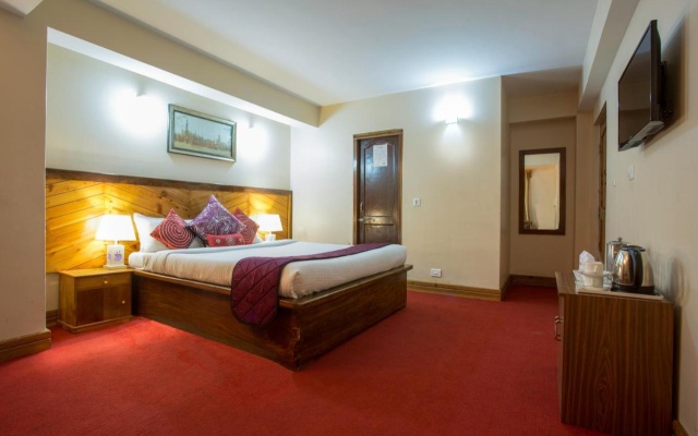 Hotel Golden Sunrise & Spa – Guest Rooms – Pelling