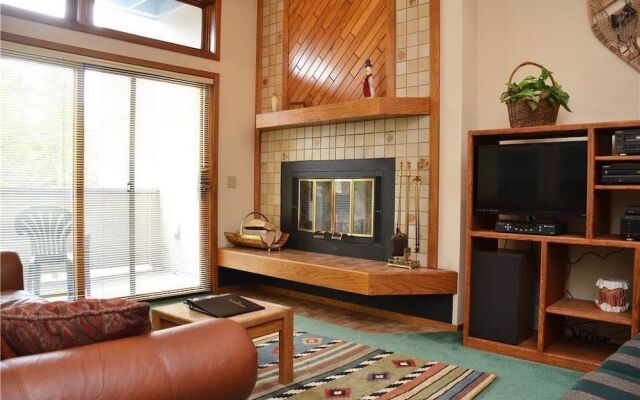 Chimney Ridge Townhomes Unit 517 by RedAwning