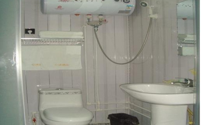 Xinmu Express Hotel – Bathroom – Jincheng