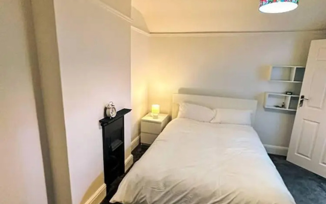 Serenity Haven 4-bed With Hottub,games,gym & More