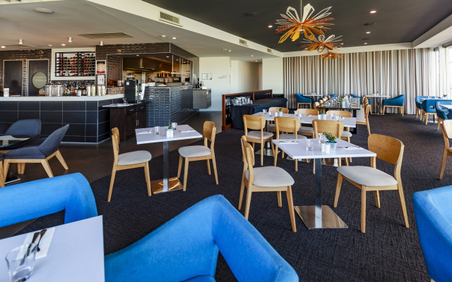 Mercure Sunshine Coast Kawana Waters