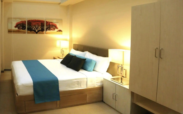 KLM Condotel