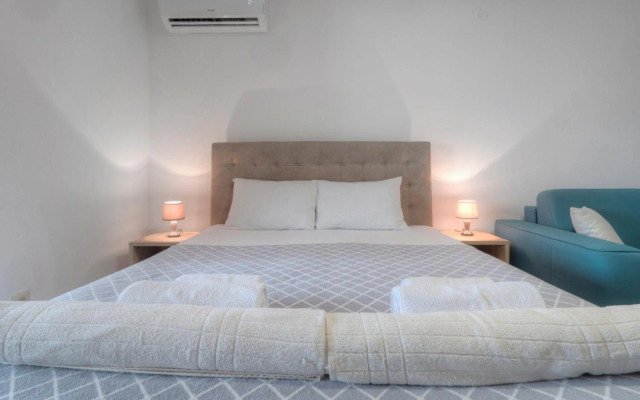 Studio Apartments Marea 2