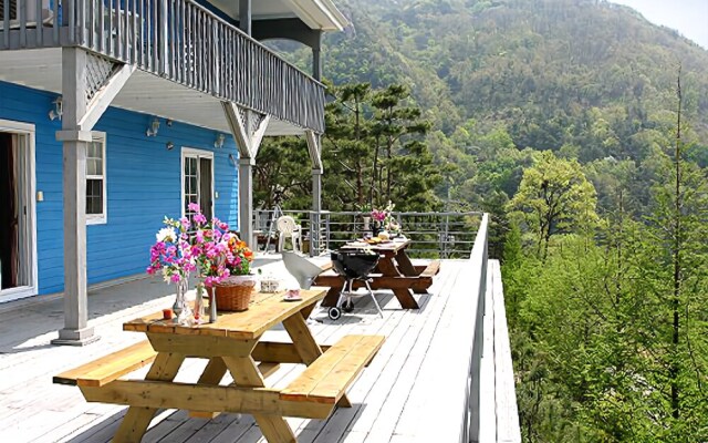 Yangpyeong Cashmere Hill Pension