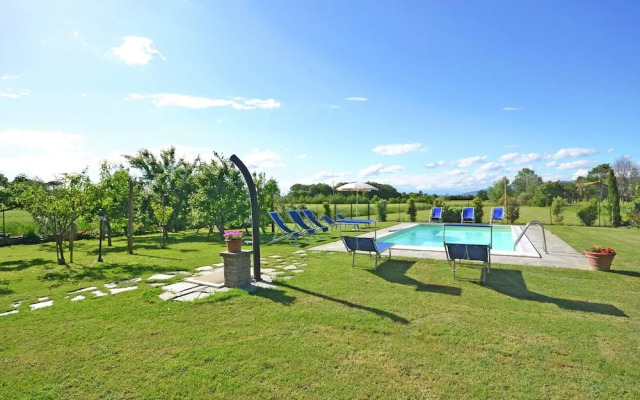 Villa in Tuscany With Pool Near Cortona