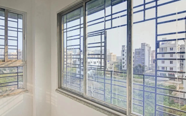 OYO Flagship 80584 Royal Residency
