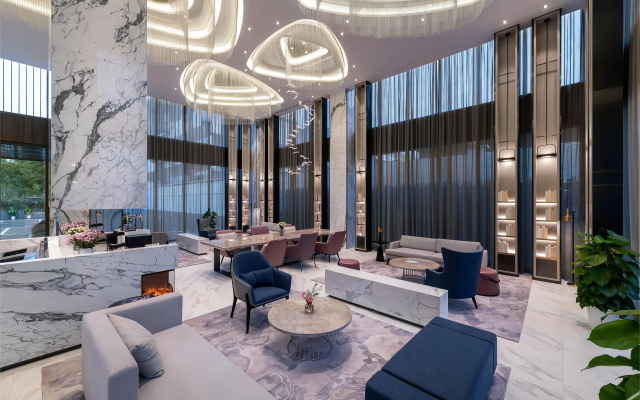 Orange Hotel  (Shanghai Hongqiao Railway Station Store)