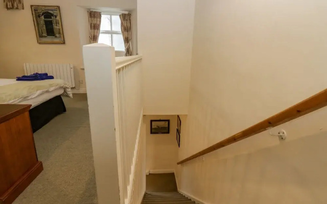 Groom's Quarters