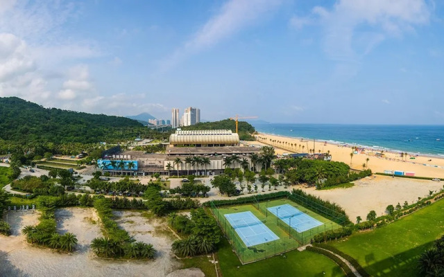 Days Hotel & Suites Yangjiang
