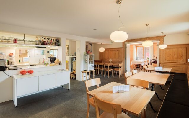 Hotel & Restaurant Vallatscha