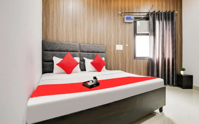 POP 70106 Hotel City Stay