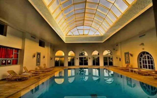 Zodiac Hotel