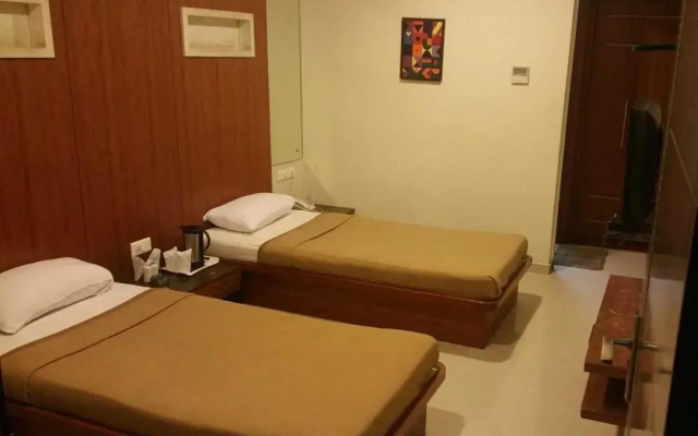 Hotel Apna Avenue