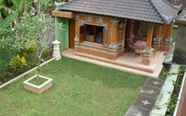Bali Bunga Kembang Guest House