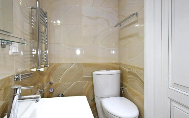 Aram street, 2 bedrooms LUXURY and UNIQUE apartment DI722