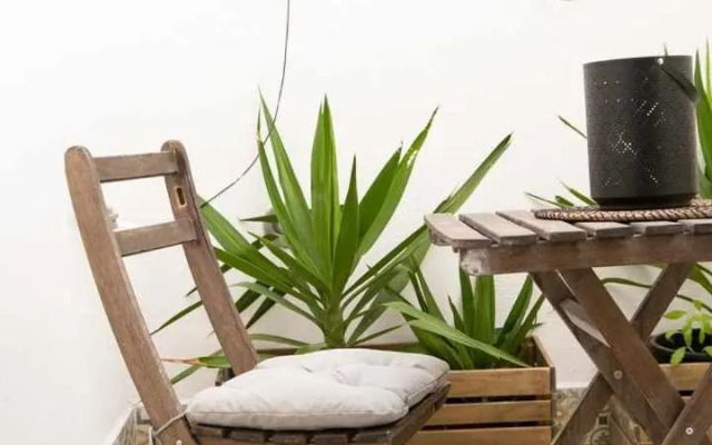 Bright Studio with Terrace in LX Factory- Center