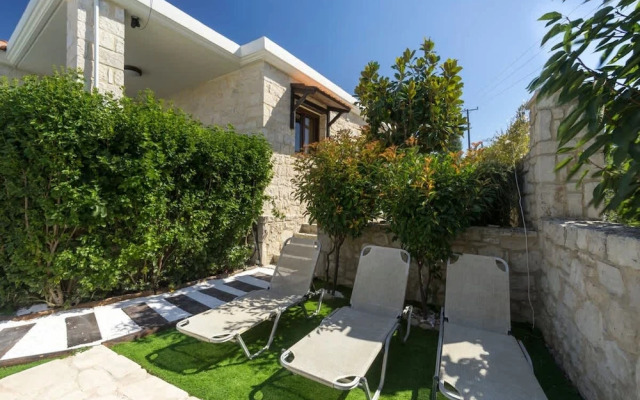 Heraklion Twins House - Private Pool Retreat