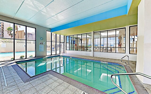 New Listing! Gulf-view Resort W/ Pools 2 Bedroom Condo
